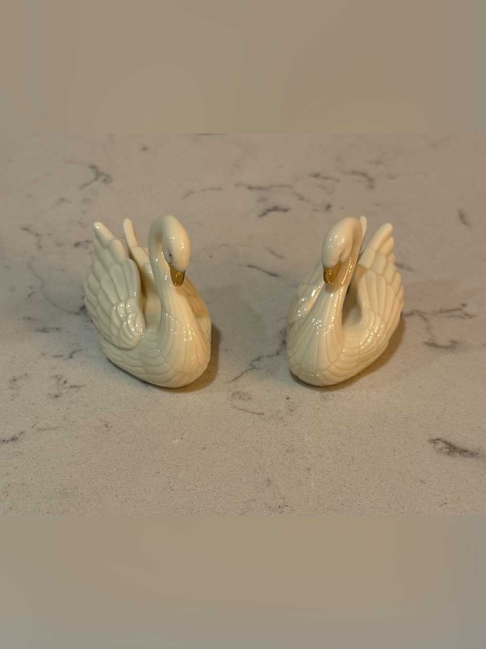 Pair of Lenox Swan Place Card Holders/Cake Toppers